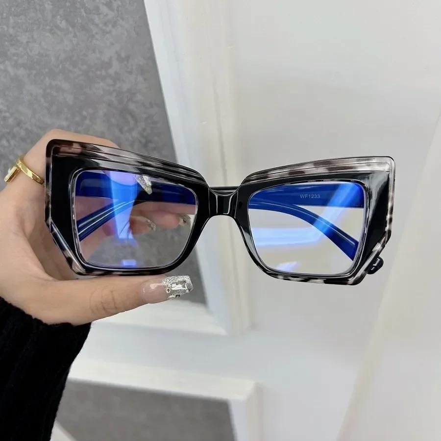 Retro Square Light Eyeglass Frame Women Men Transparent Unisex Glasses For Female Male