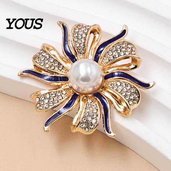 Oxidation Resistant Brooch Oil Dripping Rhinestone Flower Brooch, Faux Pearl Lapel Pin, Everyday Wear Sweater Cardigan Coat Clothing Accessories,