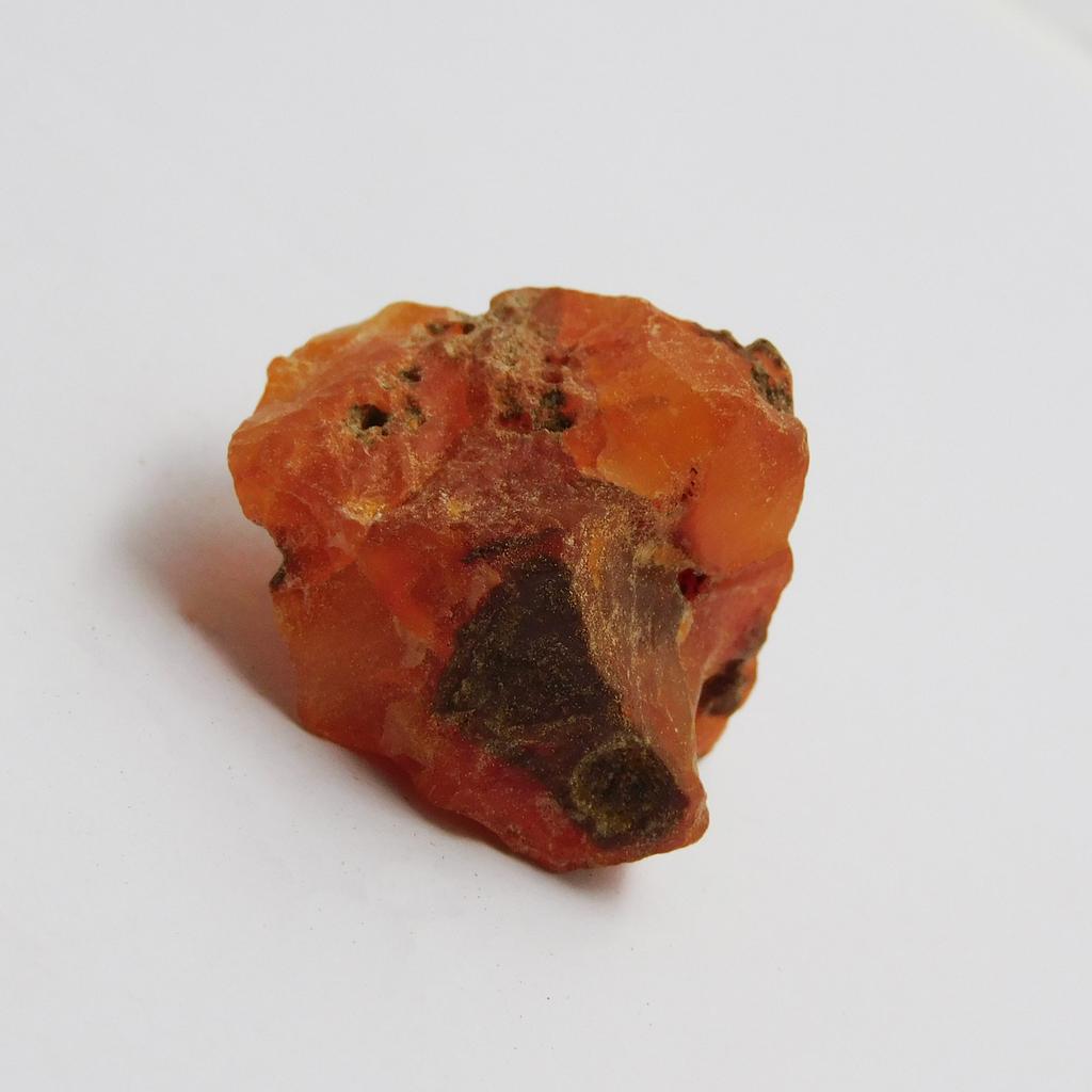 Natural Orange Sapphire Loose Gemstone 74.75 Ct Rough Uncut September Birthstone for Gem Collections