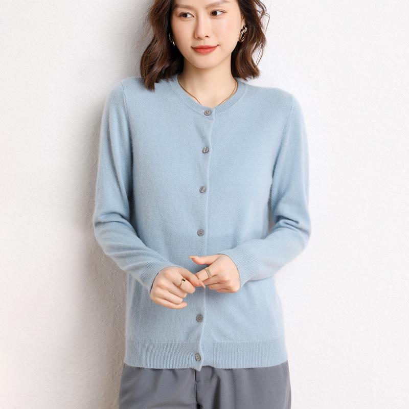 

Женский кашемировый кардиган с круглым вырезом - Трикотажное изделие с длинным рукавом и однобортной застежкой для весны и осени. Extra Large