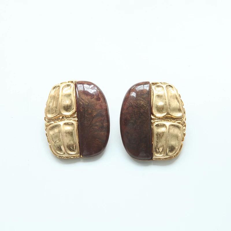 Retro Trend Irregular Brown Amber Resin Splice Earrings for Women Exaggerated Autumn and Winter Alloy Jewelry Gift New 2024