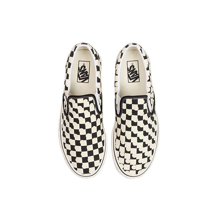 Vans Classic Slip-On Checkerboard - UV Ink Unisex Sneakers White True-White VN0A33TB45R
