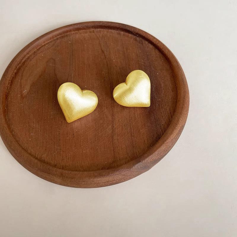 Vintage Heart Stud Piercing Earrings For Women Girl Korean Fashion New Trendy Jewelry Accessories Gift Party Daily