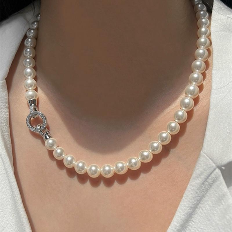 Interlocking Highlight Shell Pearl Necklace High Sense Retro Personality Simple Versatile Temperament Neck Chain Clavicle Chain