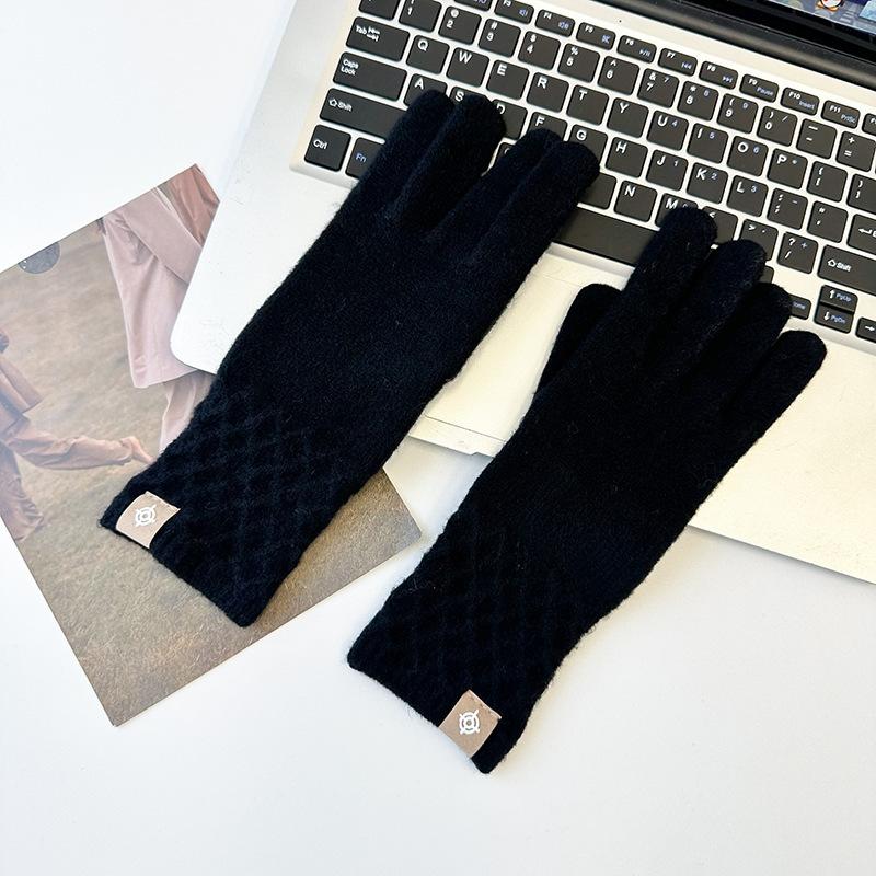 Knitted Cashmere Gloves for Autumn and Winter Women's Solid Color Labeling To Keep Warm and Cold proof Wrist Guards Divided Fingers and Leak Fingers
