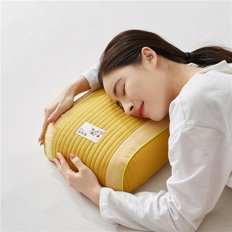 100% Pure Cotton Buckwheat Pillow, Ergonomic Neck Support, Breathable Sleep Pillow Suitable for All Sleeping Positions