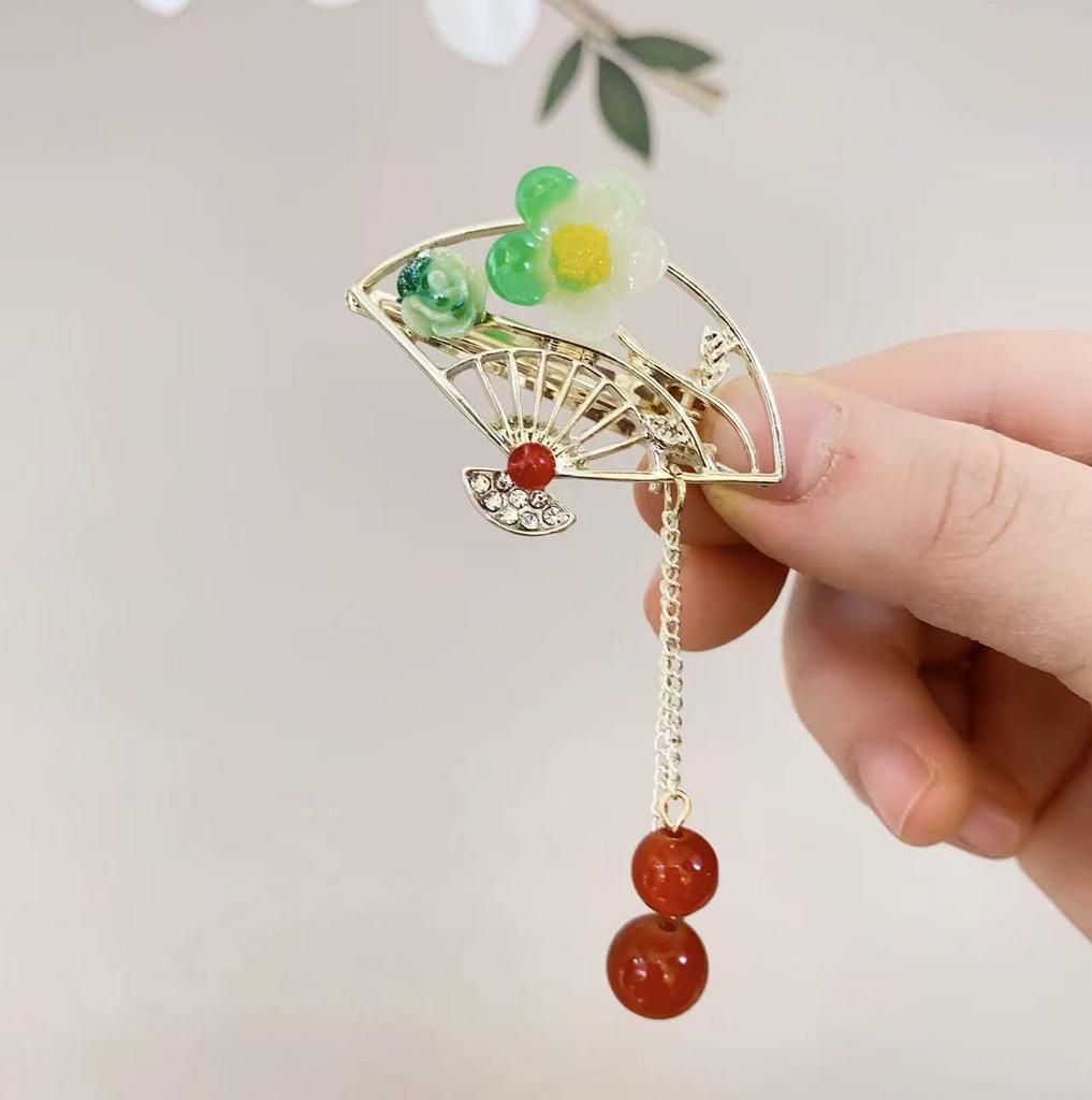 Elegant Hanfu Butterfly Hair Clip with Tassel Accent – Exquisite Chinese Style Side Hairpin