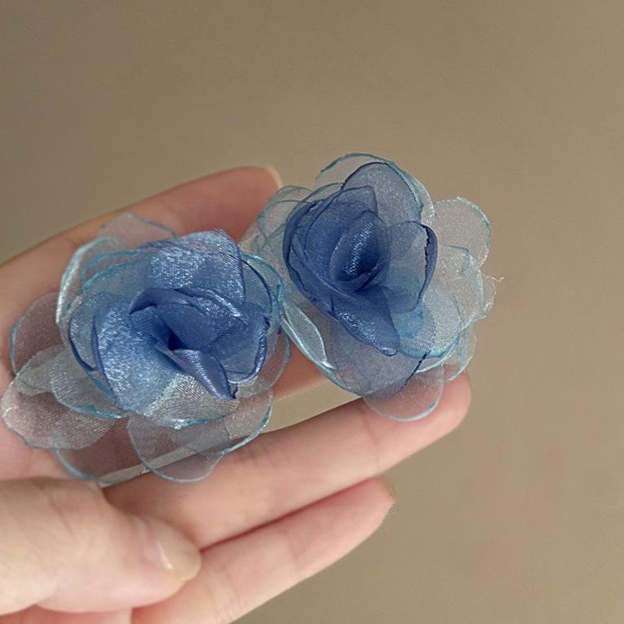 

2024 Высококлассные Роскошные Серьги-гвоздики с цветочным дизайном для женщин - Нишевый дизайн