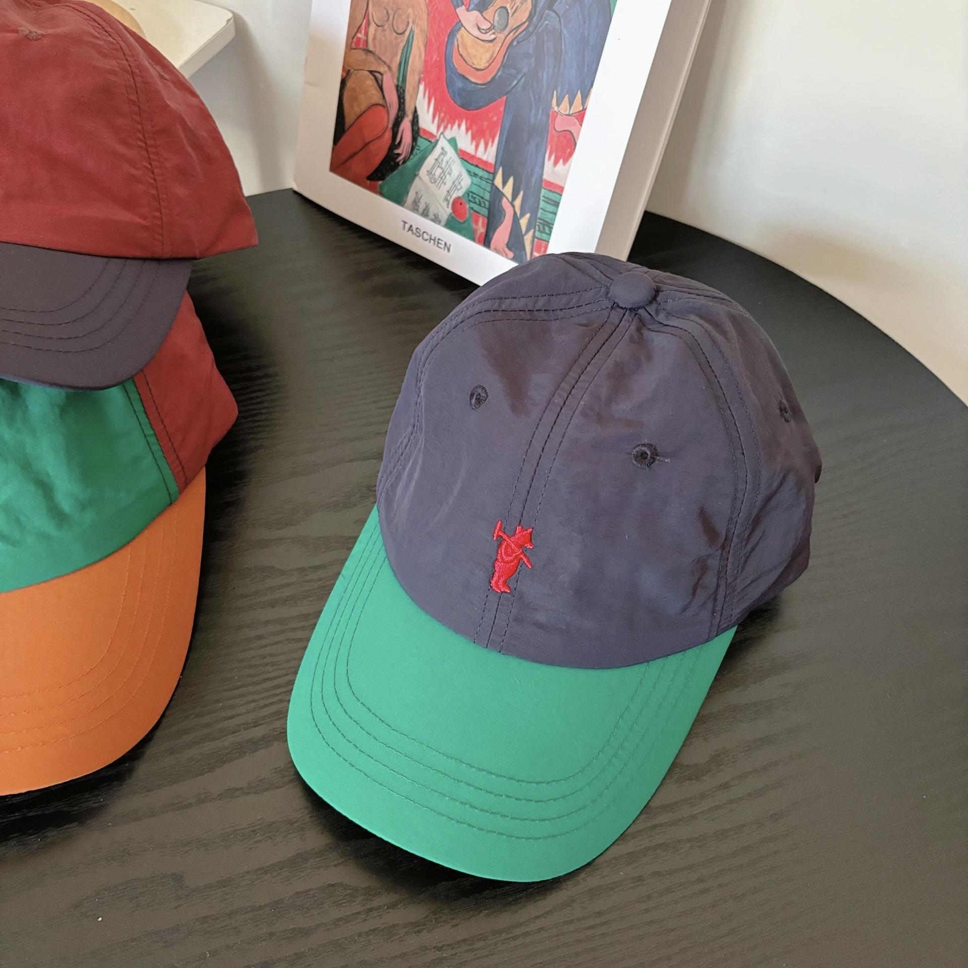 

Легкая и быстросохнущая дышащая бейсболка для активного отдыха на весну и лето с женским лицом, маленькая повседневная кепка с вышивкой в цвет персонажа мультфильма M（56-58cm）