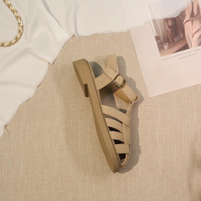 Roman Sandals Women's 2025 Summer Breathable Leather Outer Wear Retro Hollow Flat Bottom Not Tired Feet with Skirt Beach Shoes