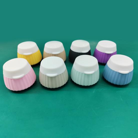 4Pcs 40ML Silicone Travel Bottle with Clear PVC Bag Leak Proof Reusable Facial Cream Lotion Sunscreen Storage Jar Portable Refillable Empty Toiletries