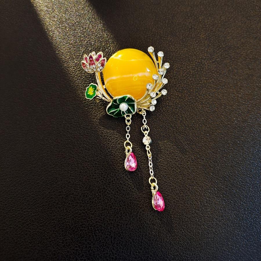 National Style Lotus Pond Moonlight Fringed Brooch Retro Temperament Water Drop Pendant Corsage High Fashion Niche Pin Accessories