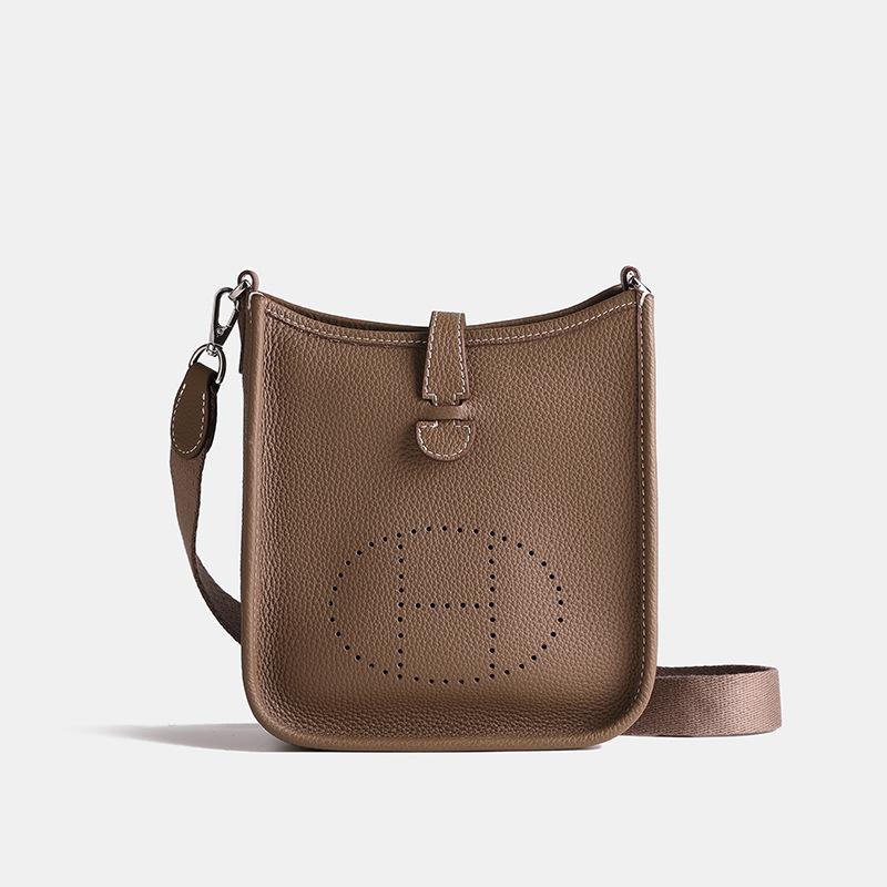 Sweet Rose Evelyn tas eerste laag koeienhuid schoudertas dames high-end leer 2025 nieuwe schoudertas forens mobiele telefoon tas 29-9-31 (two shoulder straps)