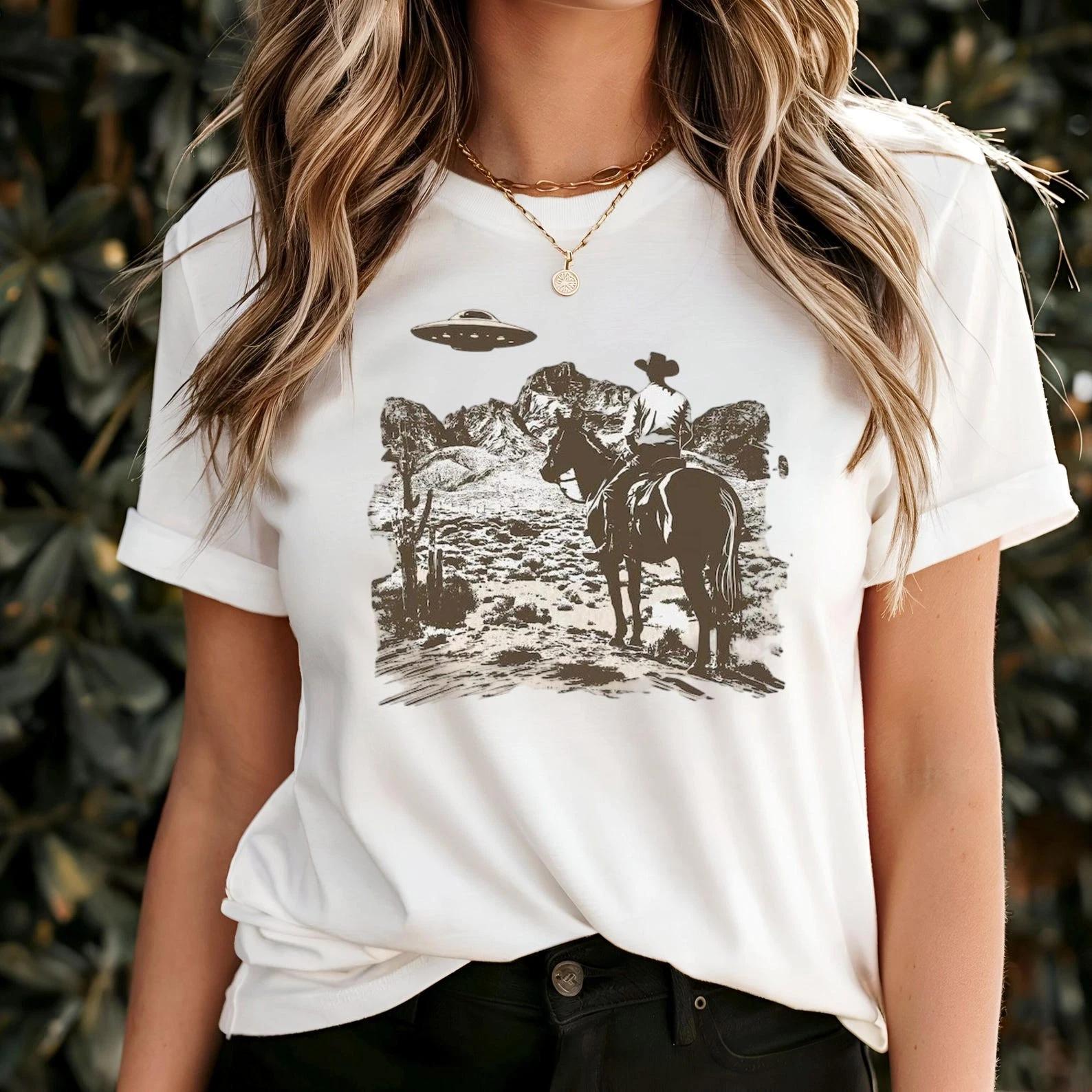 Retro UFO Western T-Shirt: Cowboy Rodeo Graphic Tee S