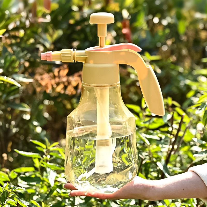 Drucksprühflasche: Vielseitiger Sprüher für Blumen und Desinfektionsmittel