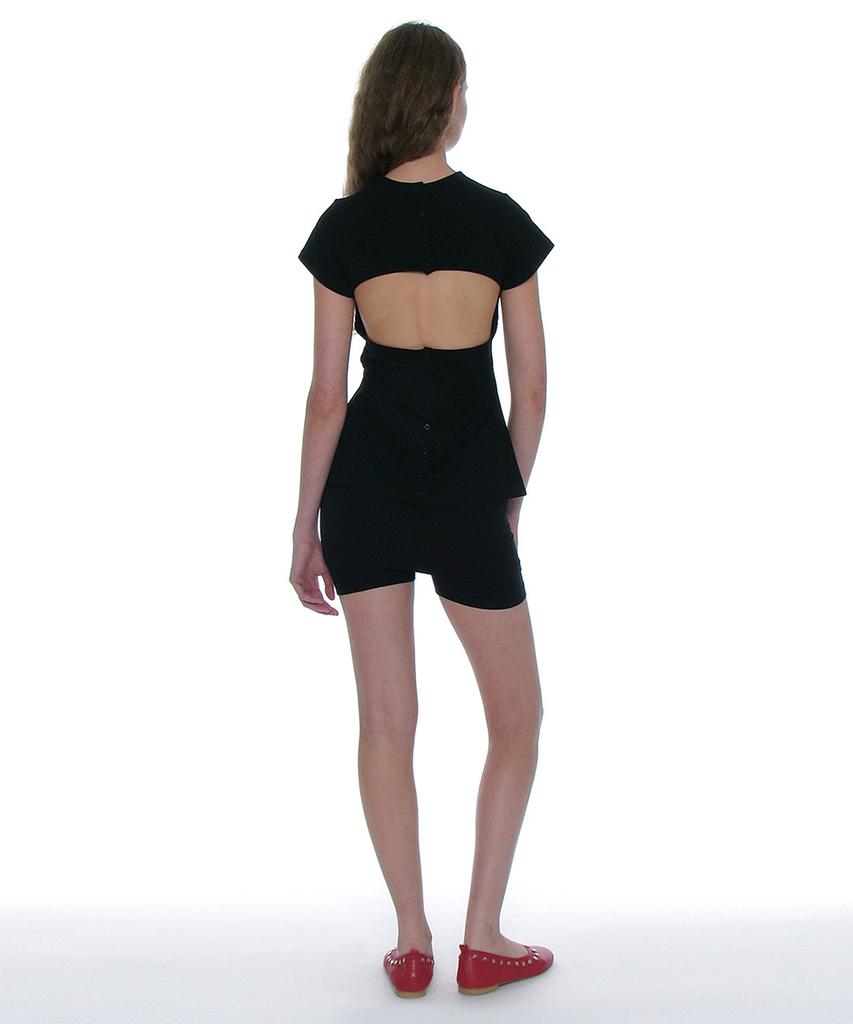 PARTIMENTO WOMEN Minimal Button-Up Medium Length Top_Black