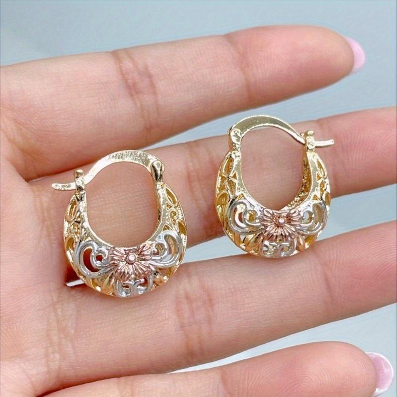 Vintage Exquisite Hand Carved Hollowed Flower Basket Shaped Hoop Earrings Women's Elegant Banquet Festival Golden Plated Jewelry