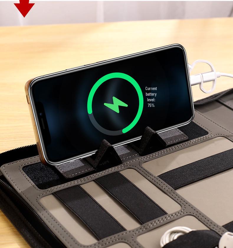 Multifunkční obchodní kabelka A4 s powerbankou, USB flash diskem a úložnou složkou.