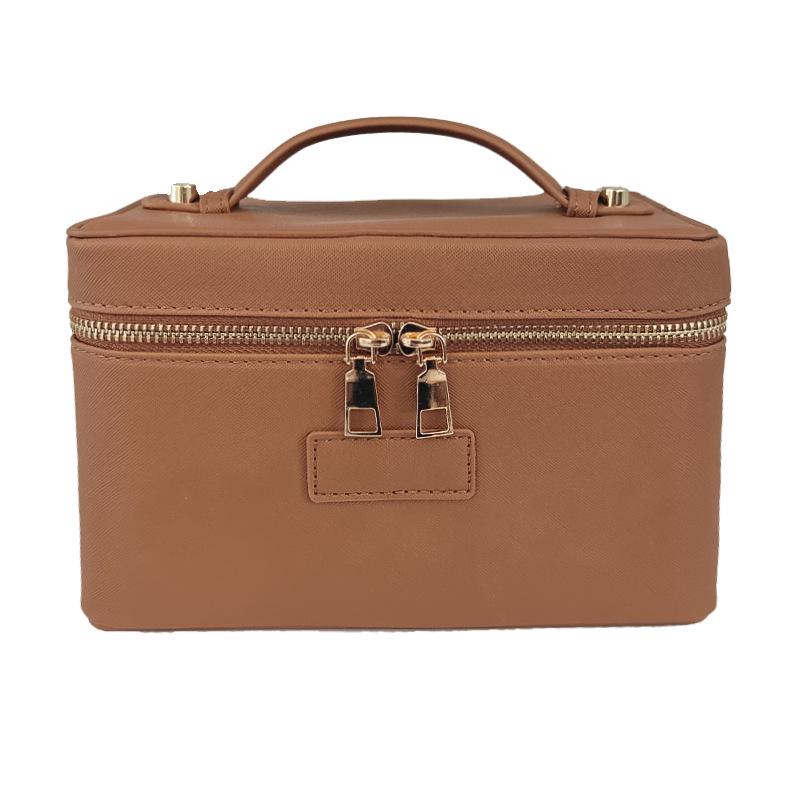 Tragbare Kosmetiktasche aus Cross-Grain-Leder mit goldener Hardware - Reise-Organizer für Make-up und Hautpflege