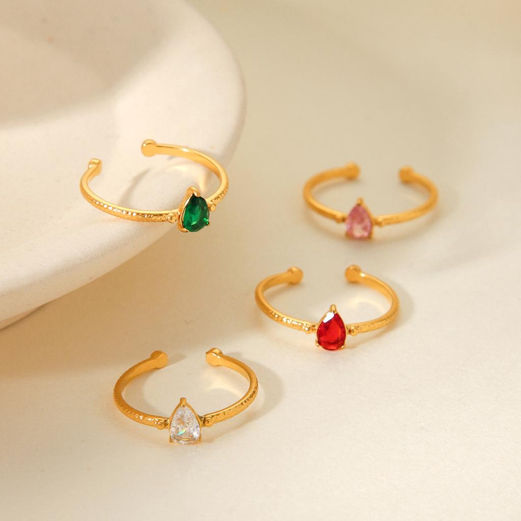French Light Luxury 18K Gold Plated Stainless Steel Zircon Inlaid Retro High-end Teardrop Hammered Open Ring for Women