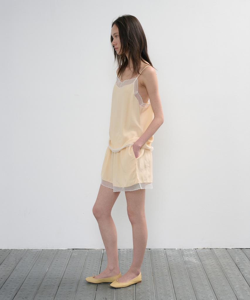 Jeonggamseutyudio Lace Short Pants_3 Color