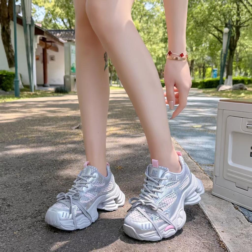 Mesh shoes new fashion casual sports shoes trendy women's shoes thick sole color matching hollow breathable summer