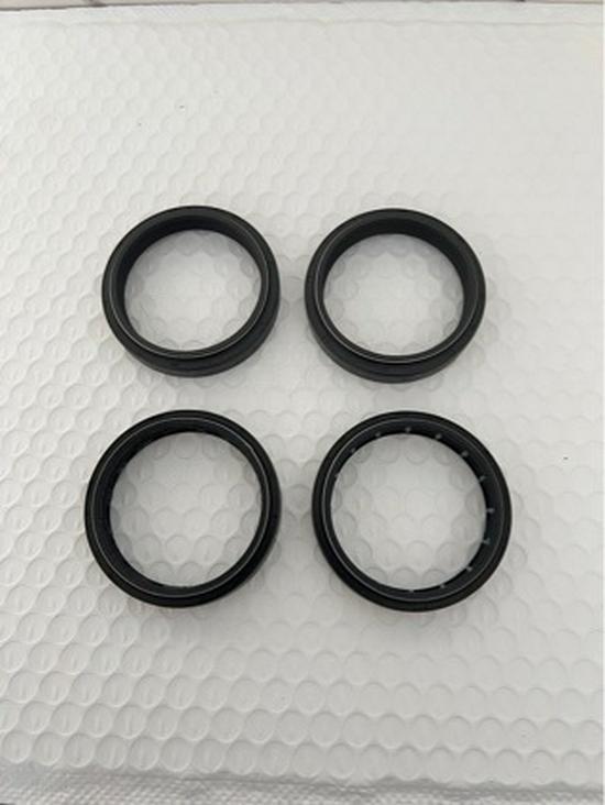 

Hengjian S7 Z300 Front Shock Absorber Oil Seal for Two-Stroke Off-road Motorcycles, New and Old Models Old Model