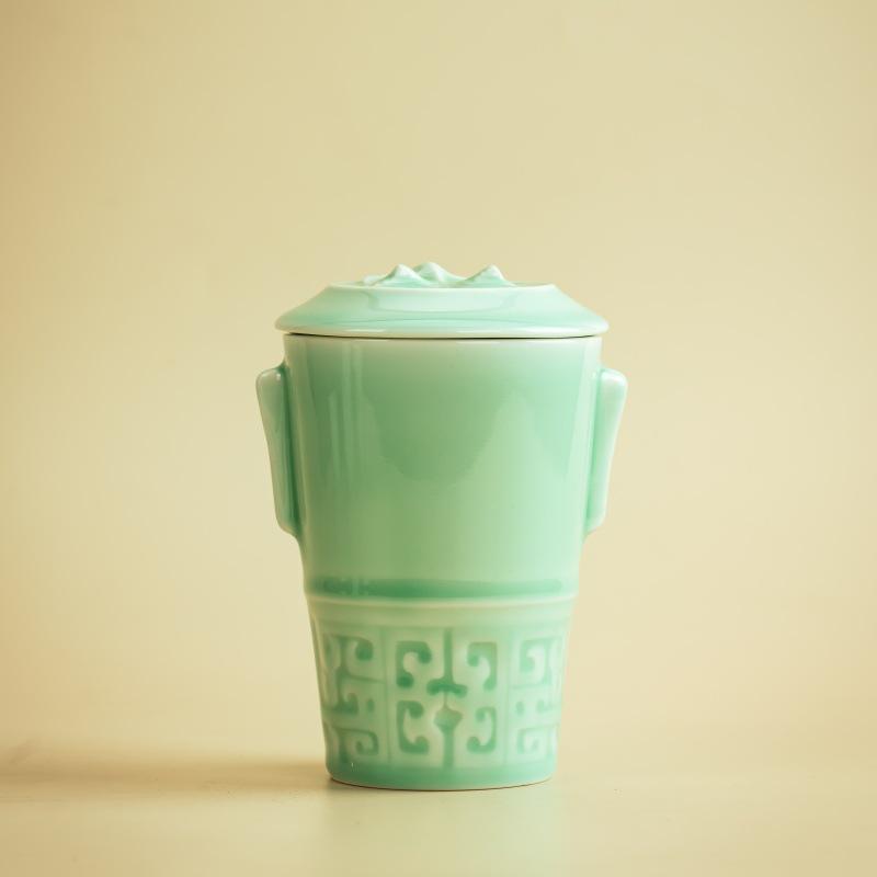 Sanxingdui Ceramic Cup with Lid - Versatile for Tea, Water, Wine, Cocktails, or Cola