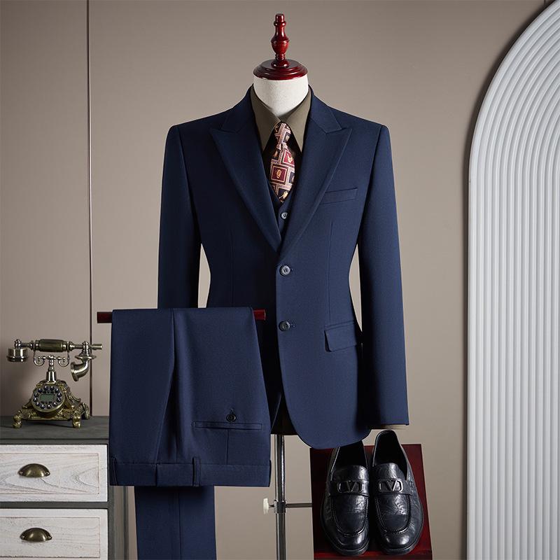 High-Quality Wool Suit: Business Casual & Formal Wear for Weddings