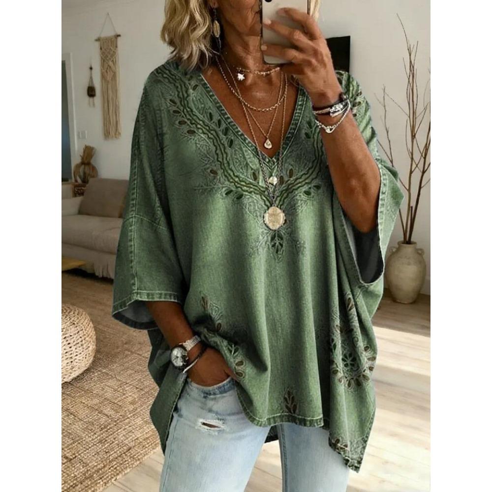 Women's plus size V-neck top, elegant and comfortable simple floral pattern print plus size women's V-neck T-shirt