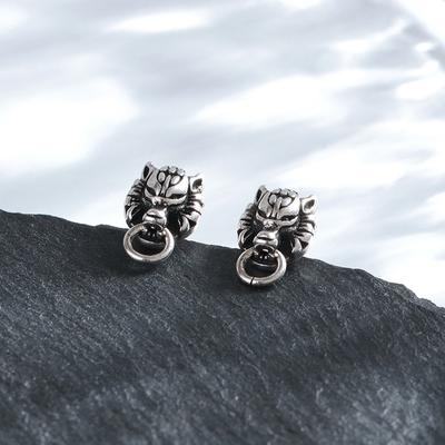 Game Final Fantasy Cloud Strife Wolf Stud Earrings For Men Women Gift