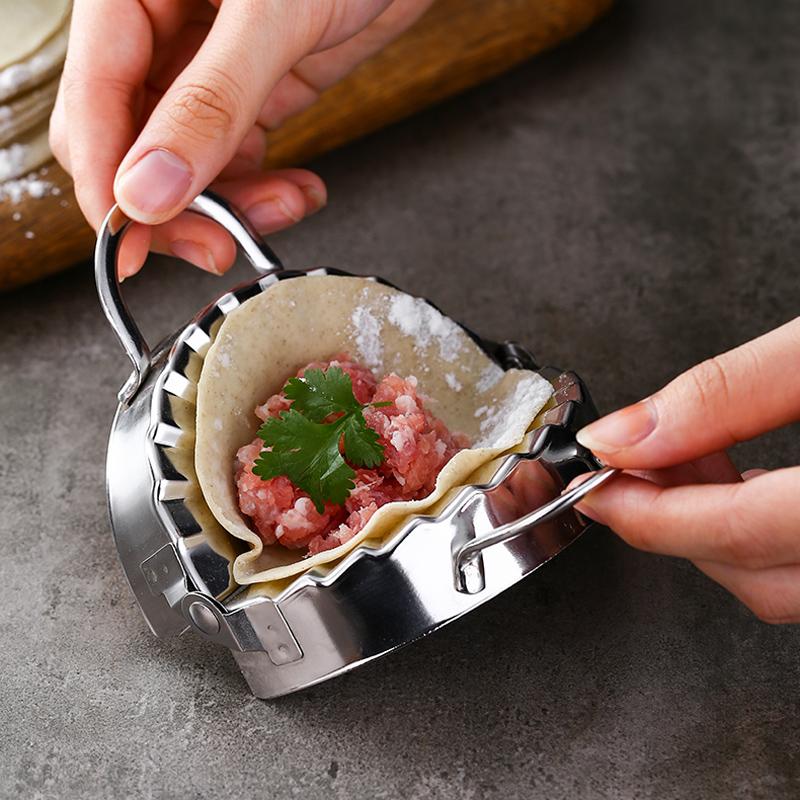 2Pcs Dumpling Mold Manual Dumpling Maker Press Empanadas Ravioli Maker Metal Dumplings Maker Pressing Tool Kitchen Accessories