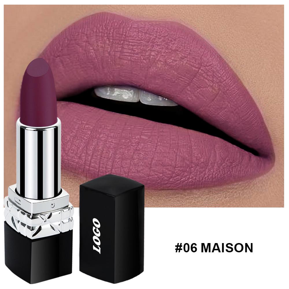 Non-Fading Waterproof Matte Lipstick – No Transfer, No Stick