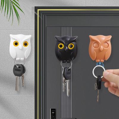 Creative Wall Mounted Owl Key Hook Will Open Eyes Self-adhesive Keychain Organizer Hooks Magnetic Hanging Rack Home Decoration