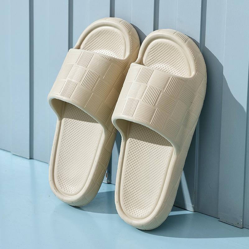 EVA slippers for women's home summer bathroom non-slip soft sandals for men to wear outside, stepping on shit slippers for bathing women