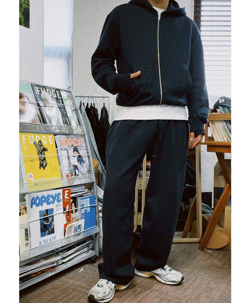 BLUFF Wide Curved Sweatpants [Blue Black]