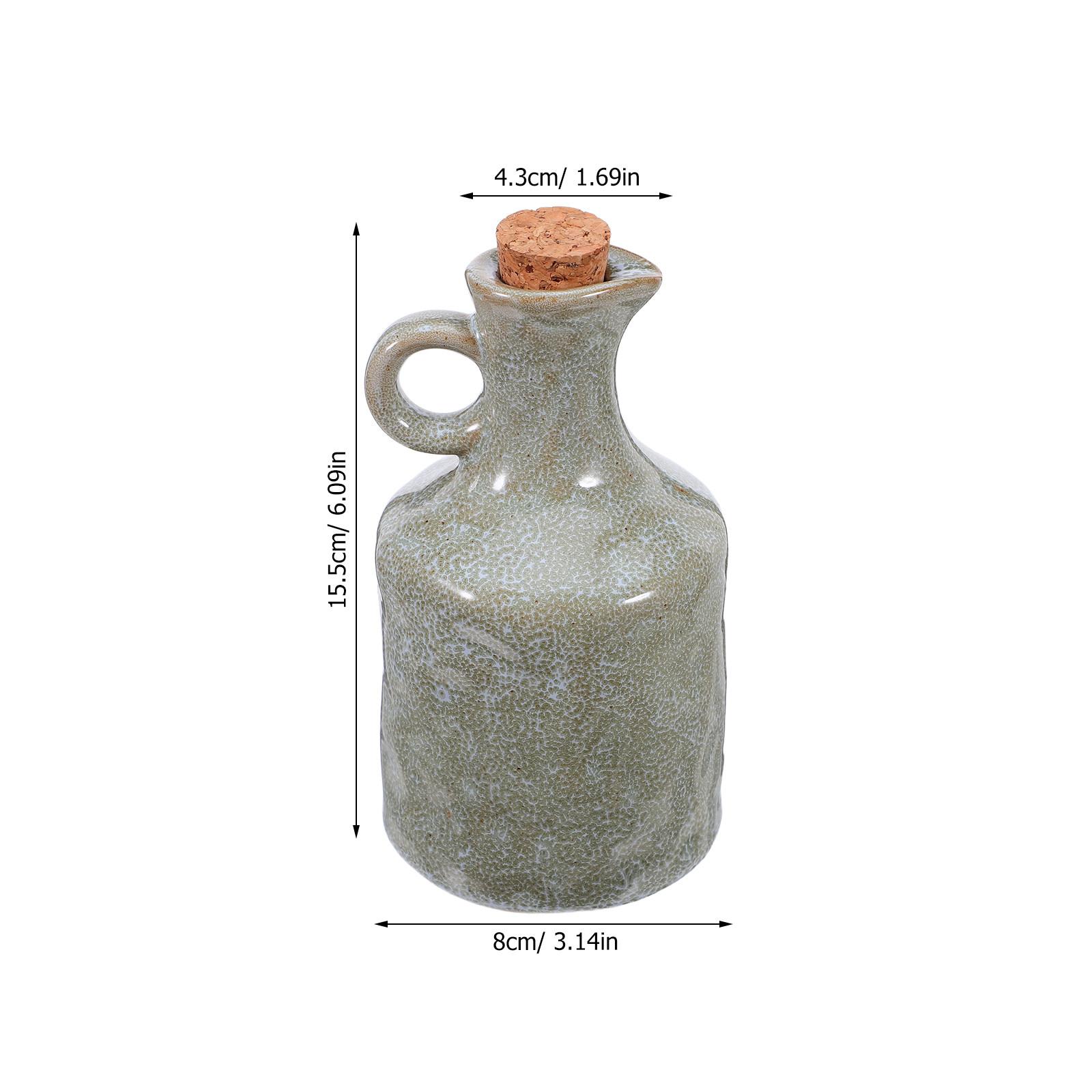 

Ceramic Oil Pot Leak Proof Kitchen Storage Container Elegant Design Drip Free Spout Easy Pouring Cooking Baking Essential зелений