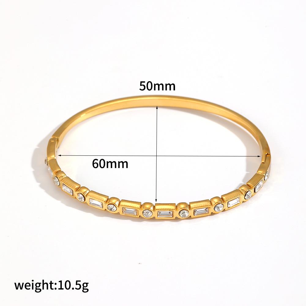 European Luxury Style Hexagram Bracelet: 18K Gold Stainless Steel with Zircon Inlay, Elegant Hand Jewelry for Women.