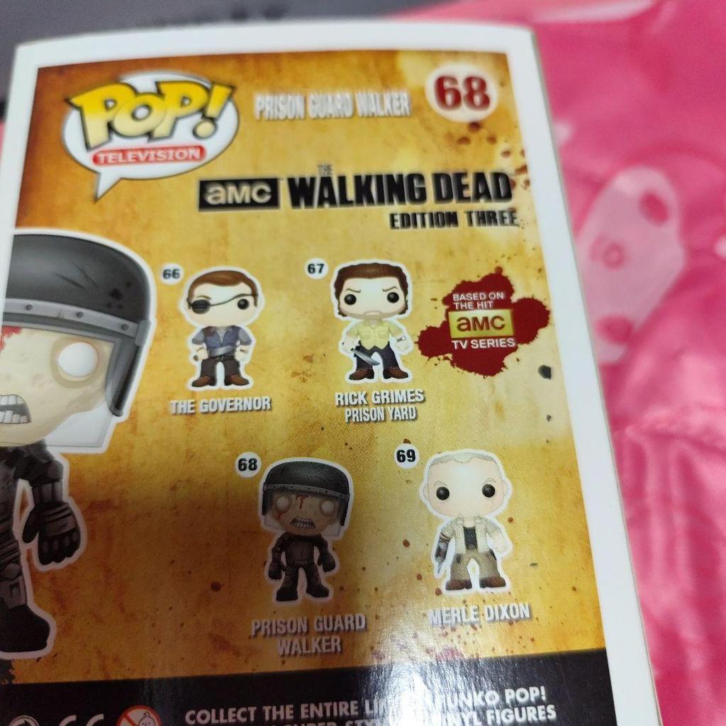[USED] Walking Dead Prison Guard Walker 68