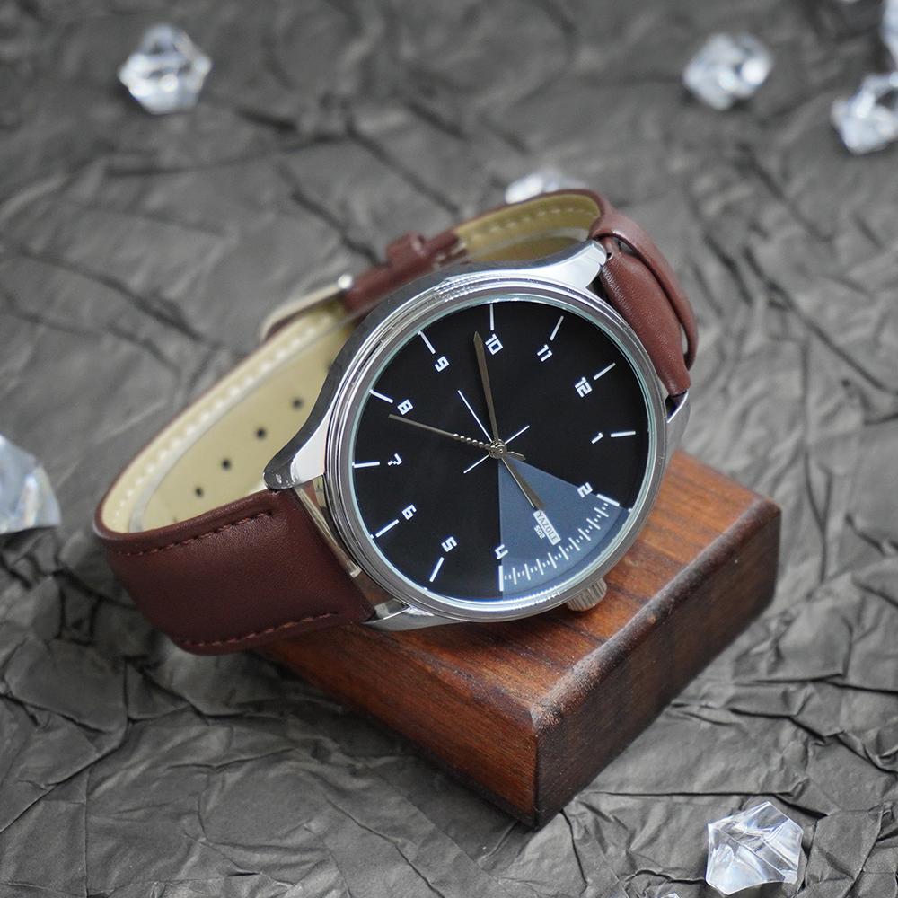 Business Watches Male Minimalist Fashionable Arabic Numerals Dial Quartz Watch Waterproof Leather Strap Watches for Men Gift