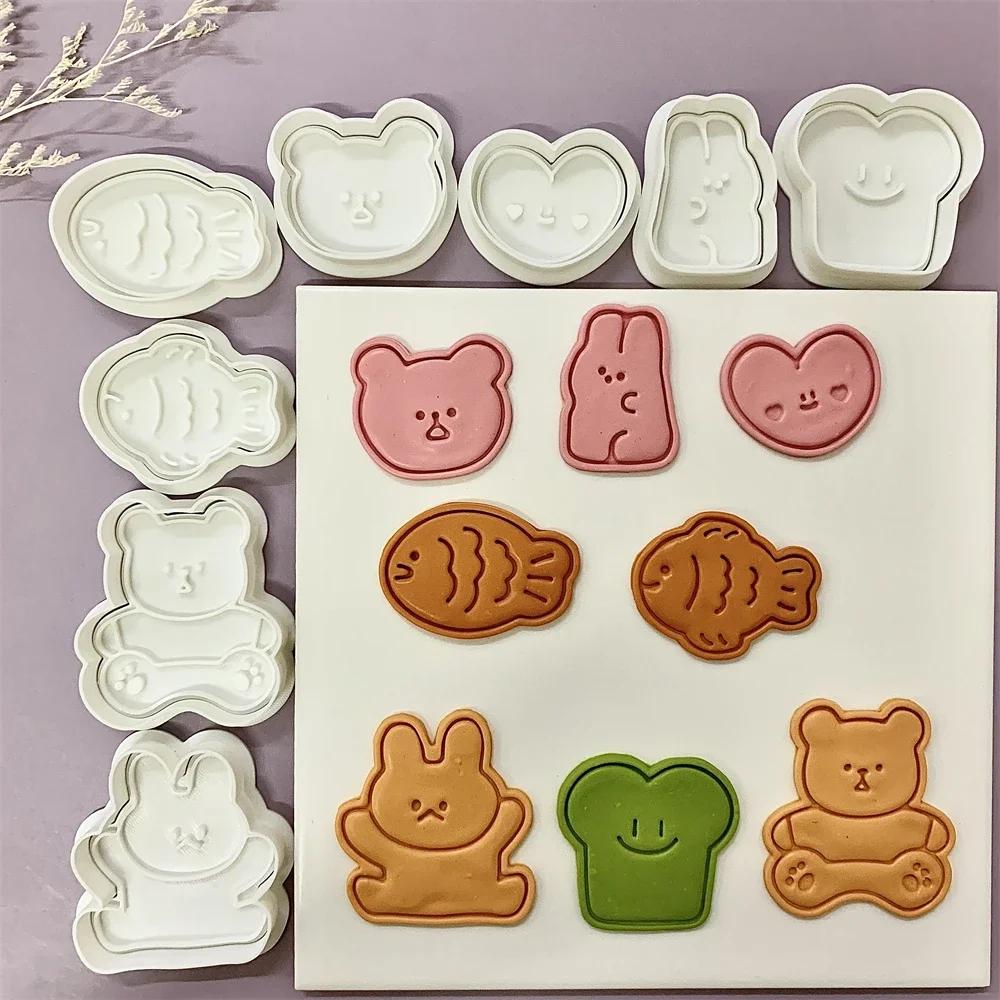 3D Cartoon Cute Animal Cookie Mold Bear Rabbit Cake Stamp Fish Mold  Love Heart Shaped Mold Baking Biscuit Cutters for Child