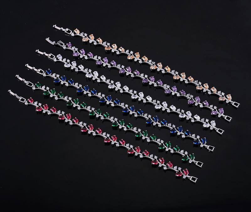 Korean Fashion 18K White Gold Plated Zircon Bracelet for Women