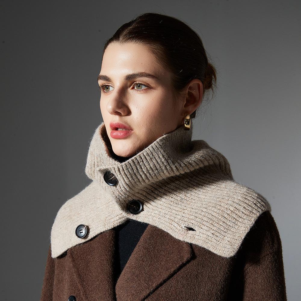 2025 European & American High-End Wool Knitted Flower Button Neck Warmer for Autumn/Winter