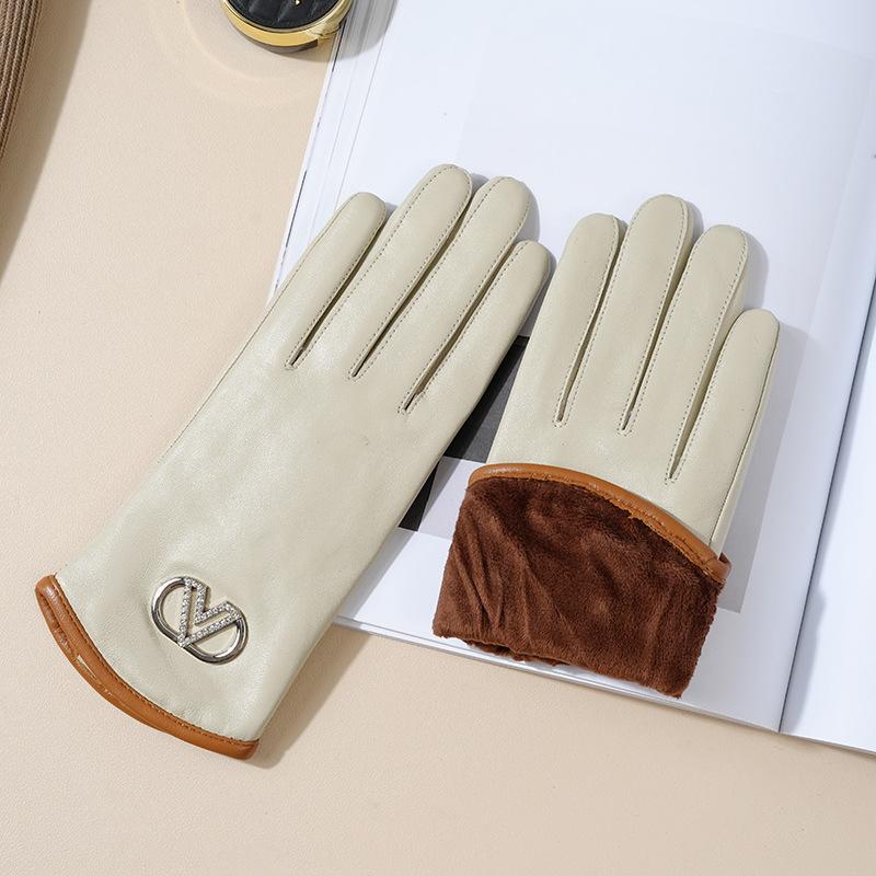 

Жіночі шкіряні рукавички — це модно L