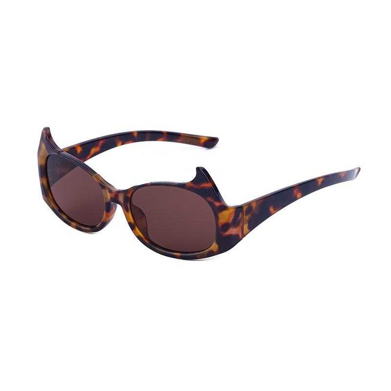 New personalized YK cat eye sunglasses men's and women's trendy ins style street shooting sunglasses outdoor dance playing glasses