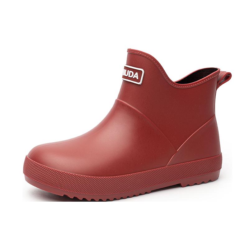 Women's Stylish Waterproof Low-Cut Non-Slip Rain Boots for Wading and Markets