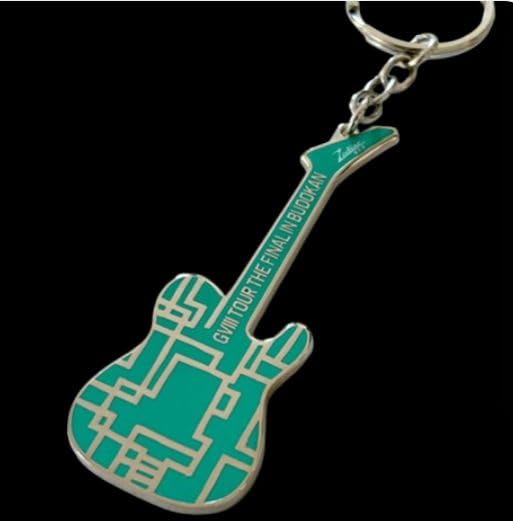 Tomoyasu Hotei 2025 GUITARHYTHM VIII TOUR -The Final in Budokan- Merchandise Metal Guitar Keychain Green
