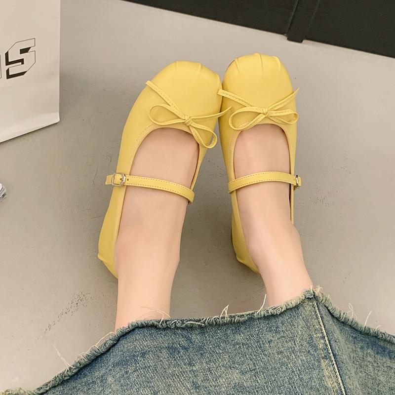 Korean version of flat bottom one-word belt Mary Jane small leather shoes women's 2025 new summer square head pleated bow versatile single shoes