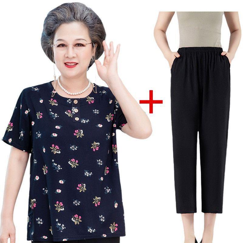 Summer Outfit: Short-Sleeve Top & Pants Set for Women in Their 60s and 70s - Cotton Silk Blend for Middle-Aged and Elderly Comfort
