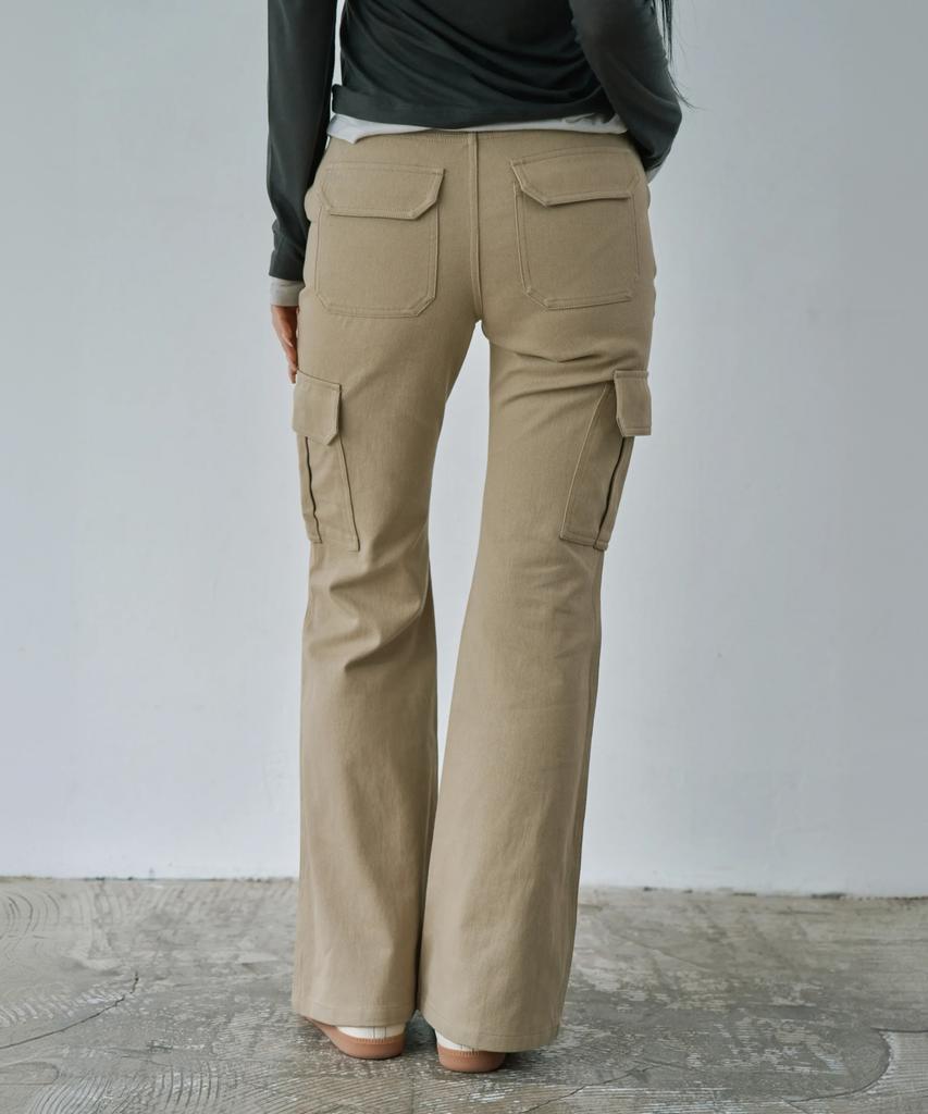 WAARFORWOMAN W1154 D-Ring Cargo Bootcut Pants_Beige